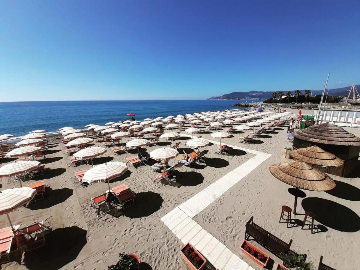 Don Pedro Beach House Savona Buitenkant foto